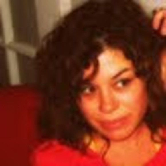 Meet your Posher, Lisa - Picture 1 of 1